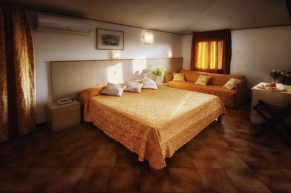 Hotel Ristorante Alla Botte Портогруаро Екстериор снимка